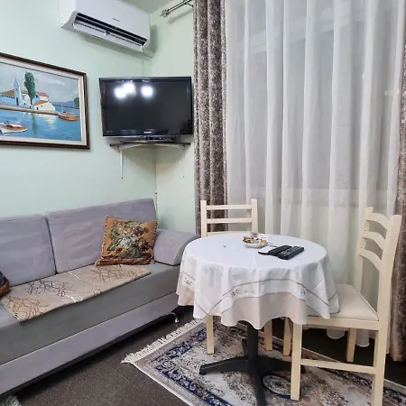 Edis's Corner شقة