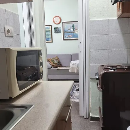 Edis's Corner Διαμέρισμα *