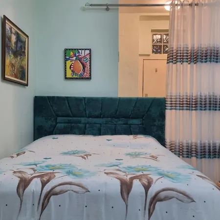 Edis's Corner Apartment Tirana